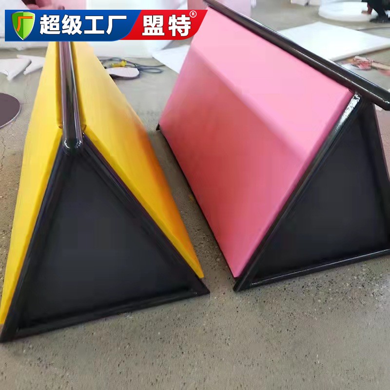 少兒跑酷擋板